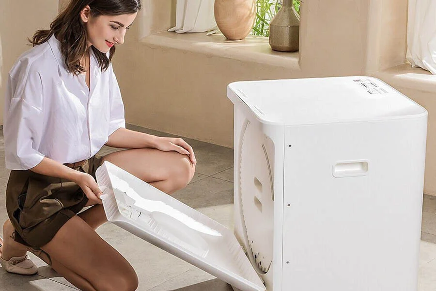 electric self cleaning litter box